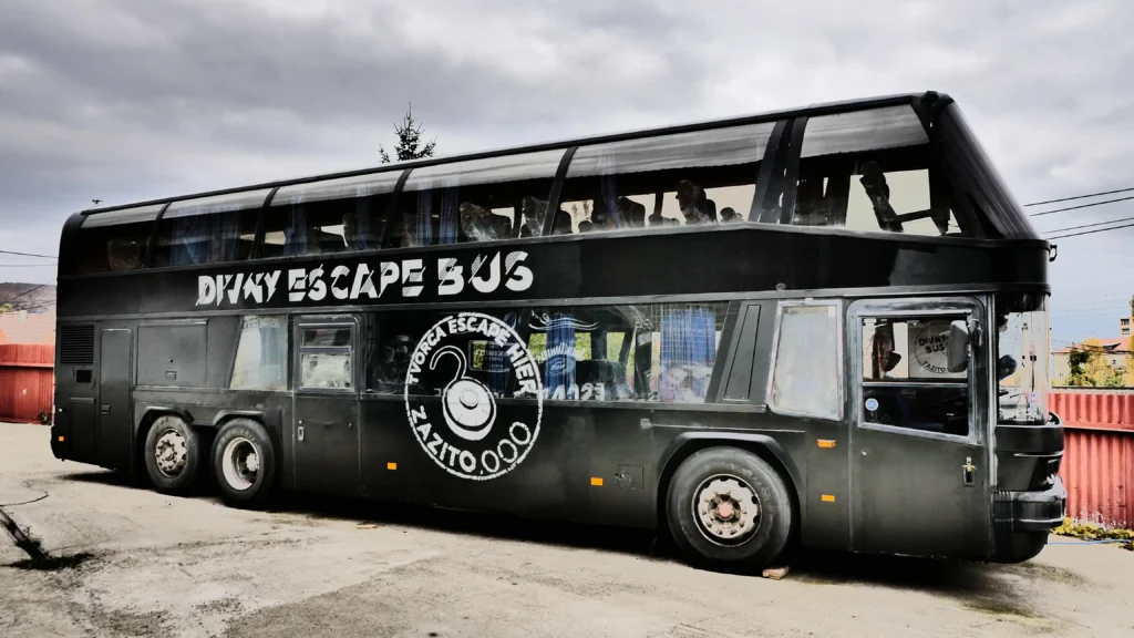 Escape bus pre eventy