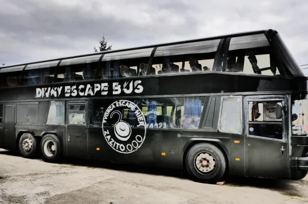 Escape bus pre eventy